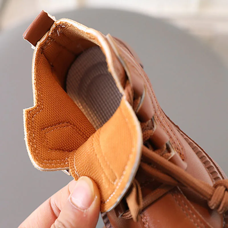 2024 New Children's Walking Shoes Spring and Autumn Shoes 1-6 Half Single Shoes for Boys and Girls Short Boots 4 2024 New Children's Walking Shoes Spring and Autumn Shoes 1-6 Half Single Shoes for Boys and Girls Short Boots 4