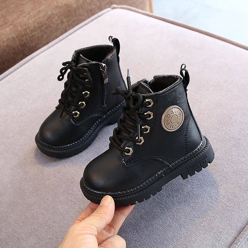 2023 British Spring Autumn Winter Children Boots Boys Girls Leather Boots Plush Waterproof Non-slip Warm Kids Boots Shoes 2 2023 British Spring Autumn Winter Children Boots Boys Girls Leather Boots Plush Waterproof Non-slip Warm Kids Boots Shoes 2